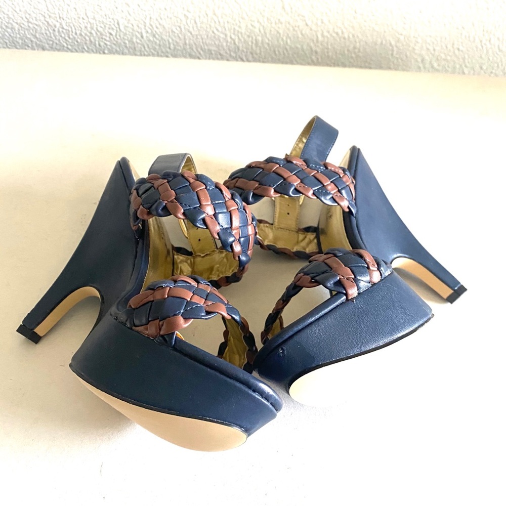 Shoe dazzle woman’s charisia navy heel sandal -7 - Picture 7 of 8